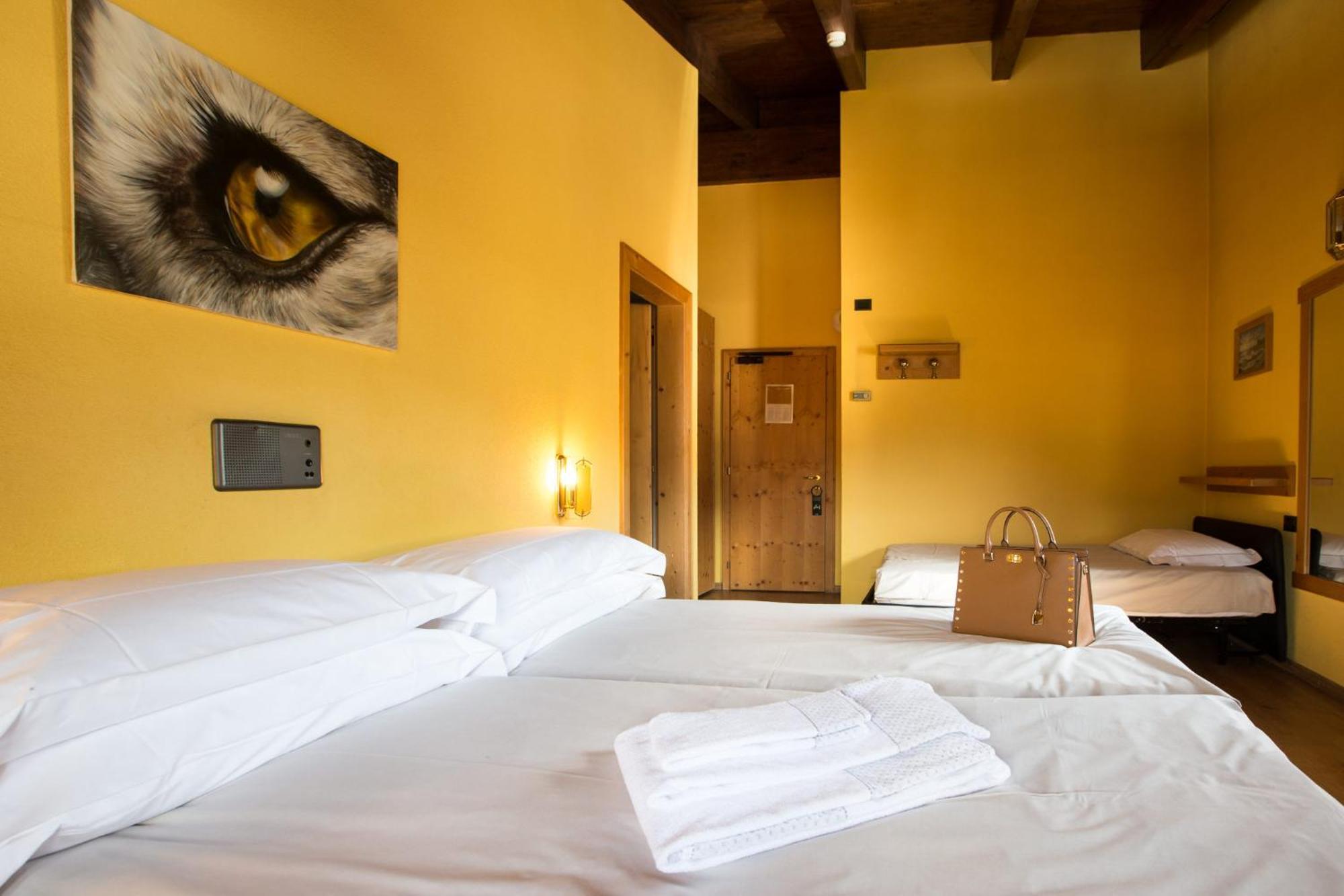 ליביניו Hotel Angelica מראה חיצוני תמונה