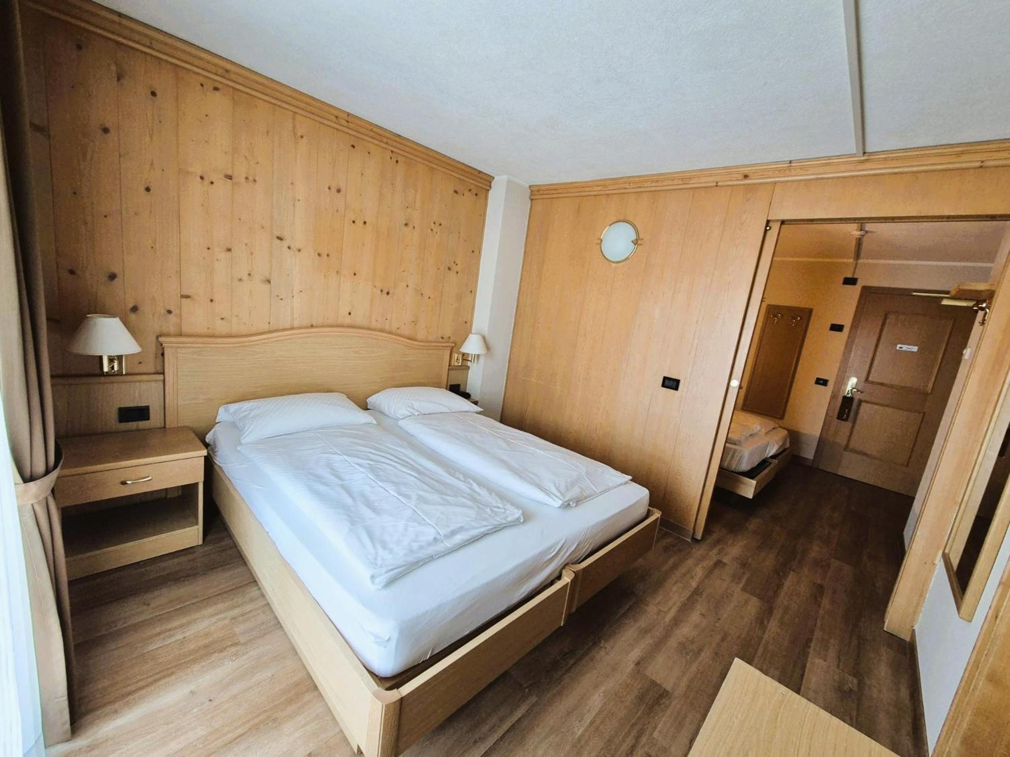 ליביניו Hotel Angelica מראה חיצוני תמונה