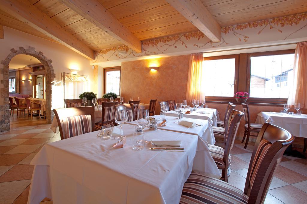 ליביניו Hotel Angelica מראה חיצוני תמונה