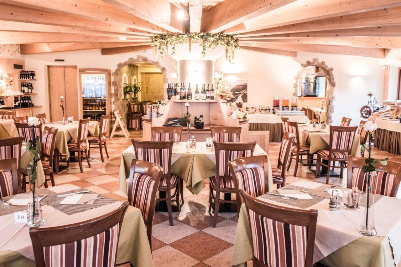ליביניו Hotel Angelica מראה חיצוני תמונה