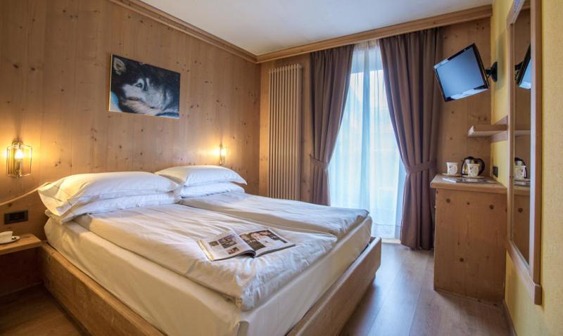 ליביניו Hotel Angelica מראה חיצוני תמונה