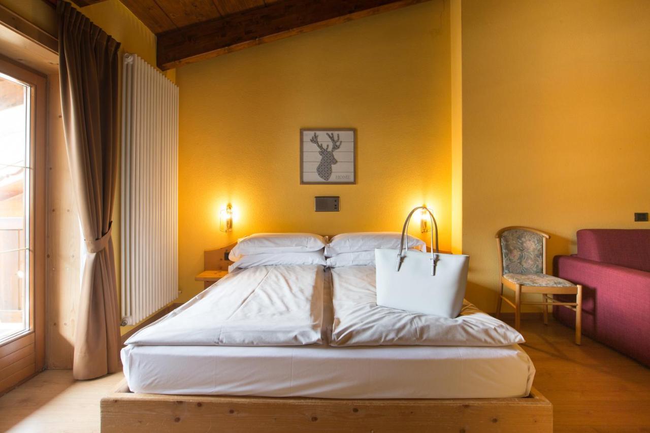 ליביניו Hotel Angelica מראה חיצוני תמונה