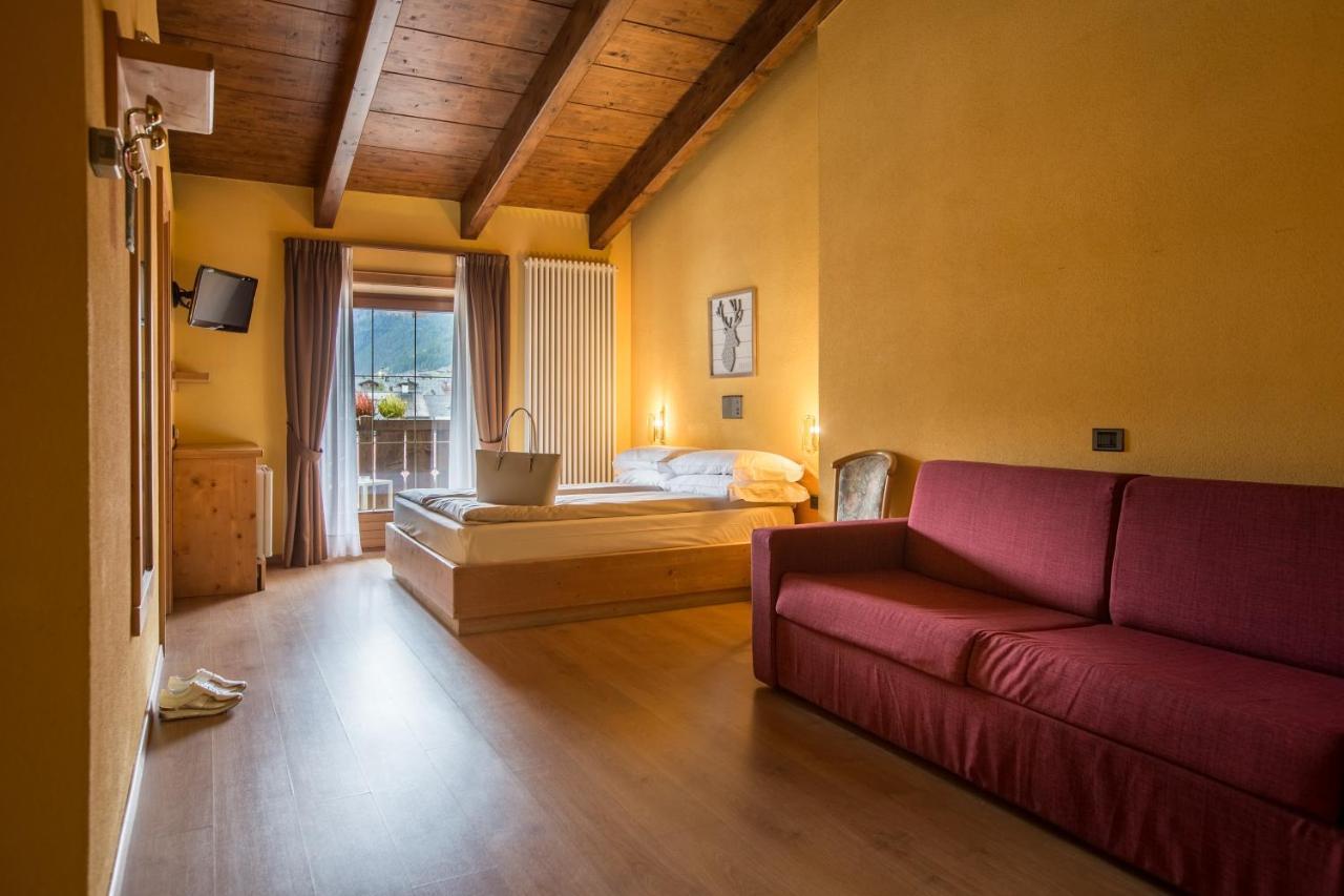 ליביניו Hotel Angelica מראה חיצוני תמונה